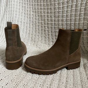 Crown Vintage Ankle Boots